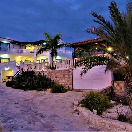 Holiday home Dioni