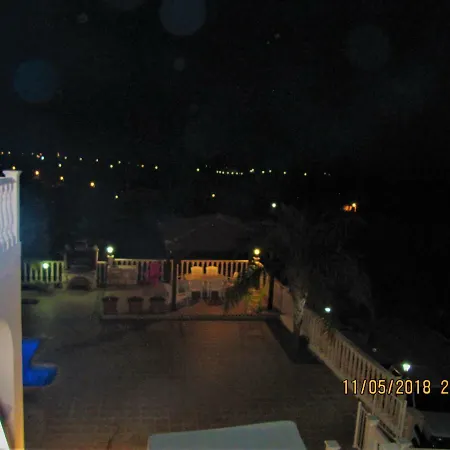 Dioni Holiday home *