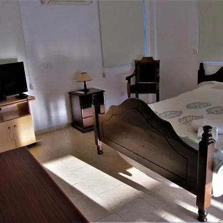 Dioni Holiday home *