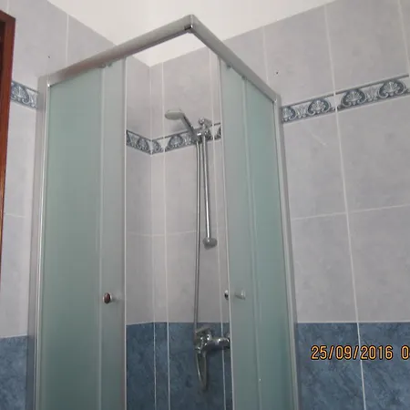 Dioni كورال باي