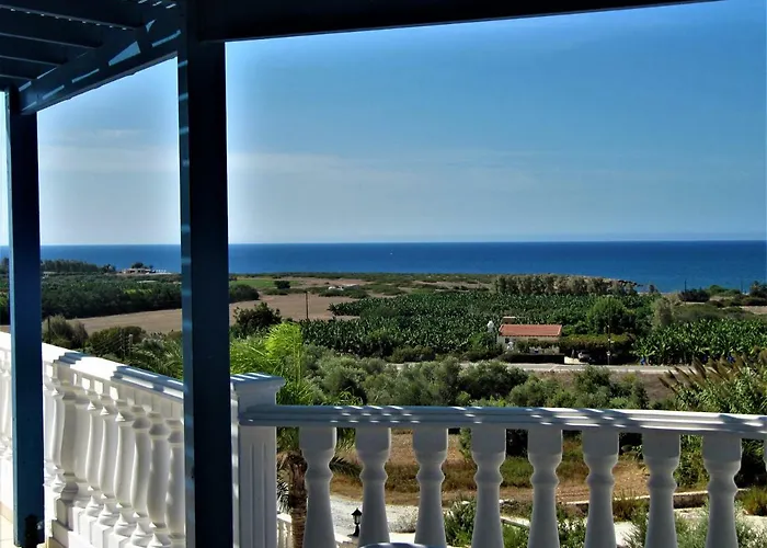 Dioni בית נופש *