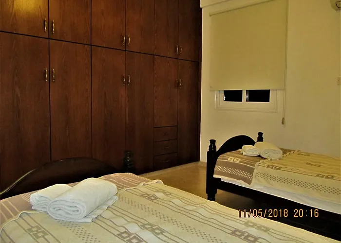 Dioni בית נופש *